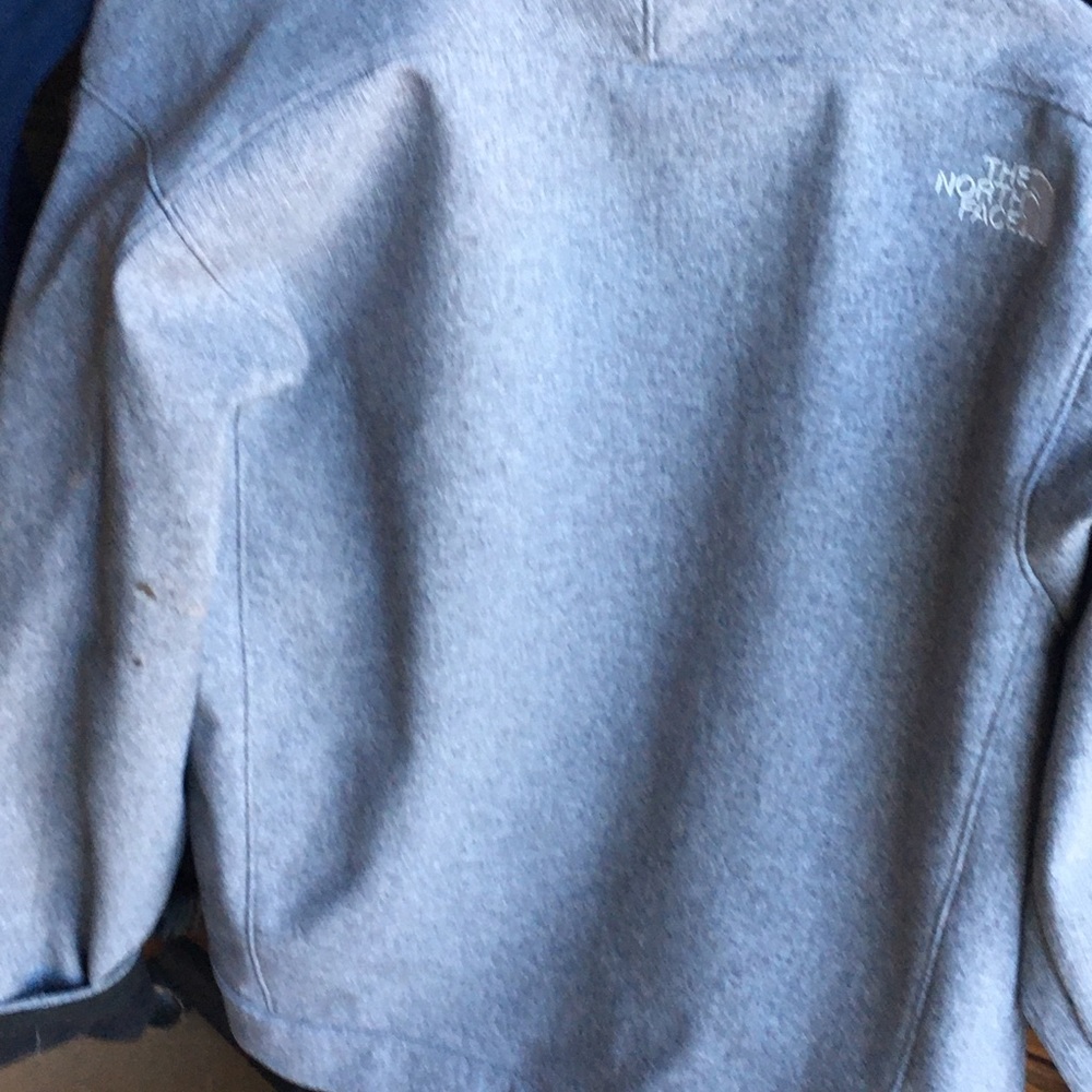 Medium Northface jacket - Picture 2 of 2